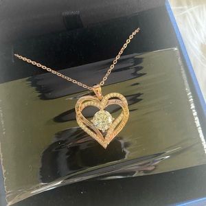 Sterling silver necklace. CDE brand